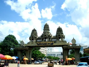 Poipet_Gate_850