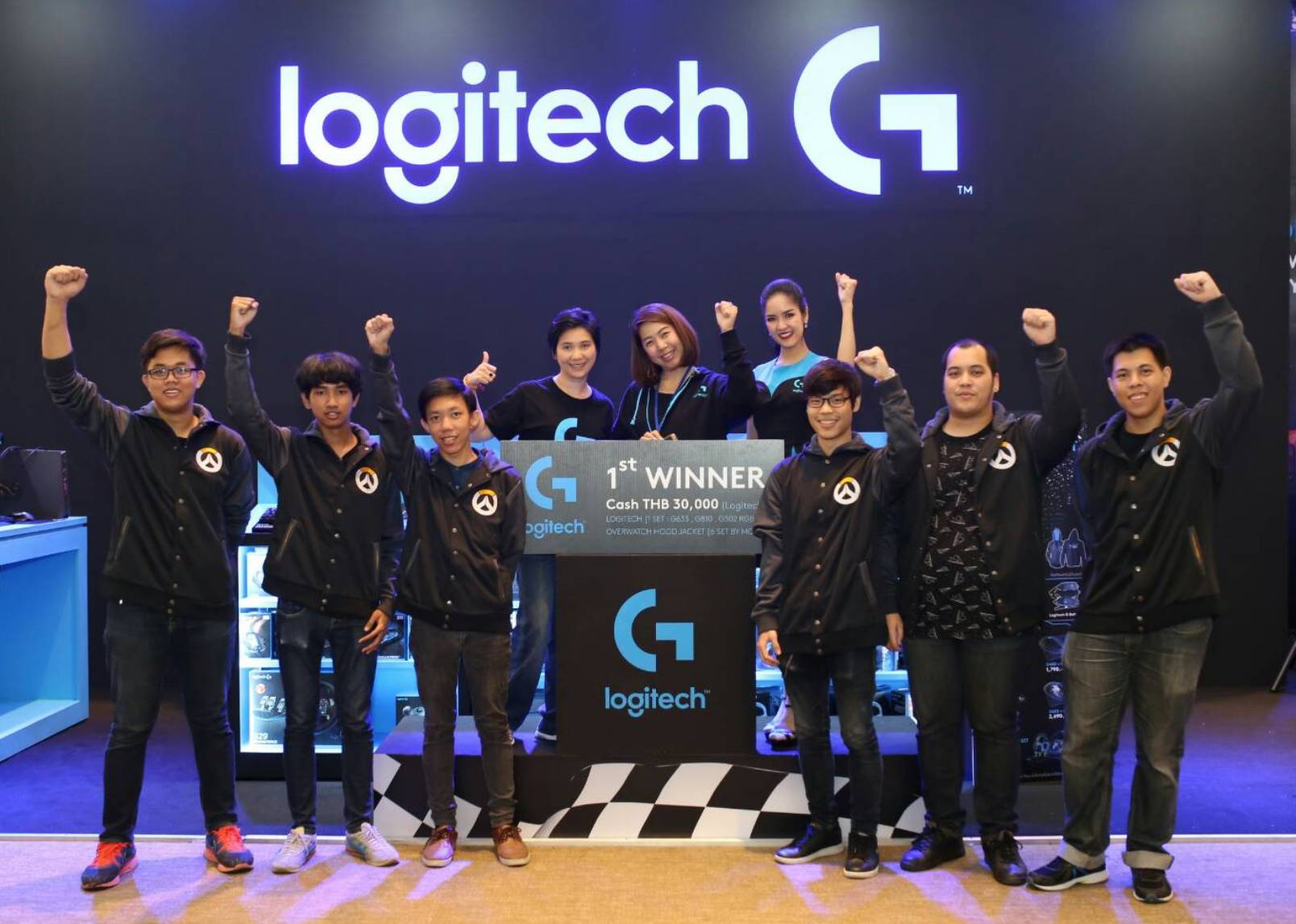 ทีม Logitech G host