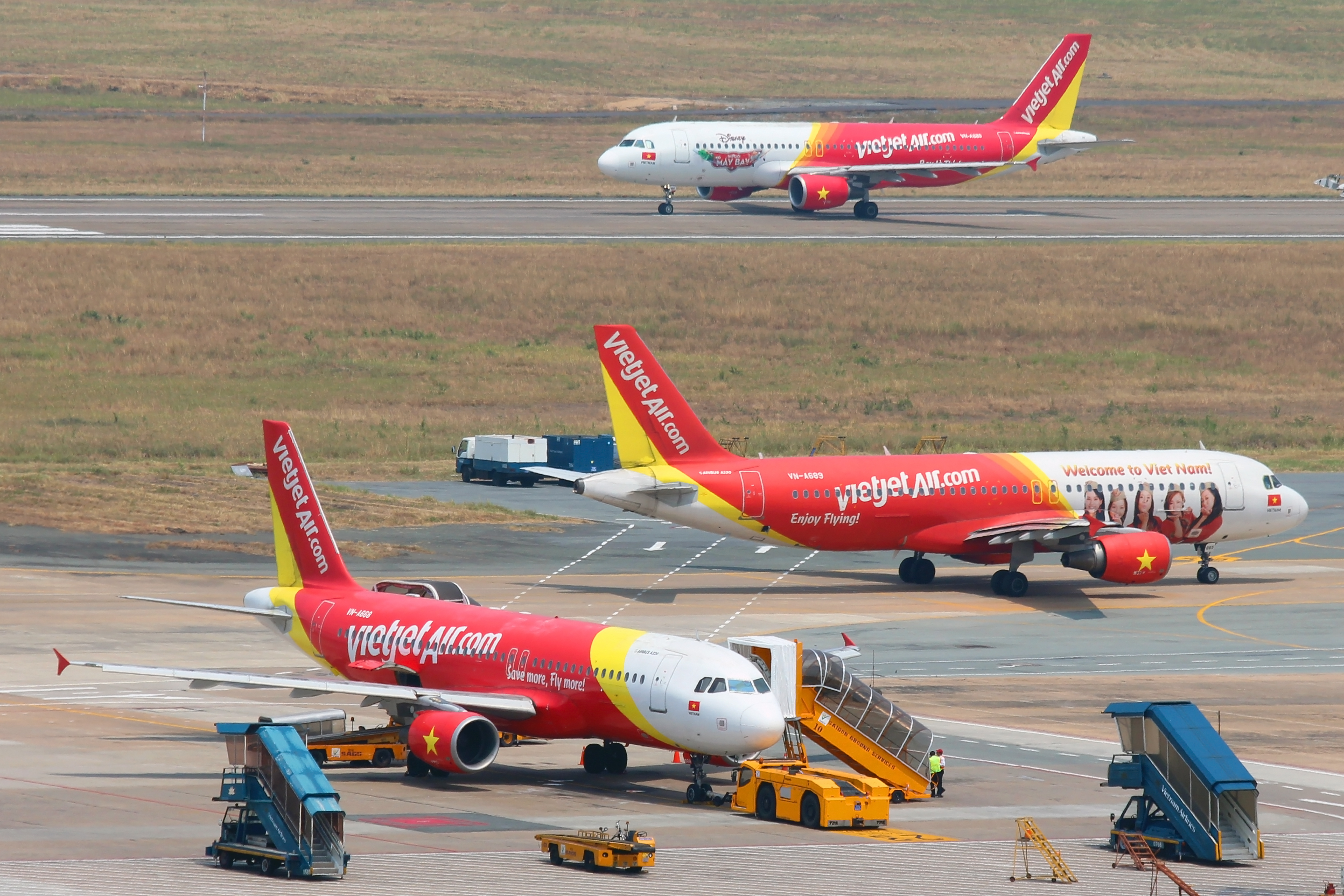 All new Airbus fleet of Vietjet _ 1