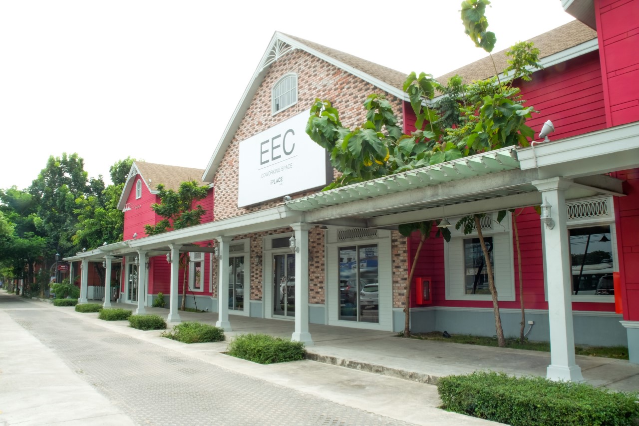 1. EEC CO-WORKING SPACE