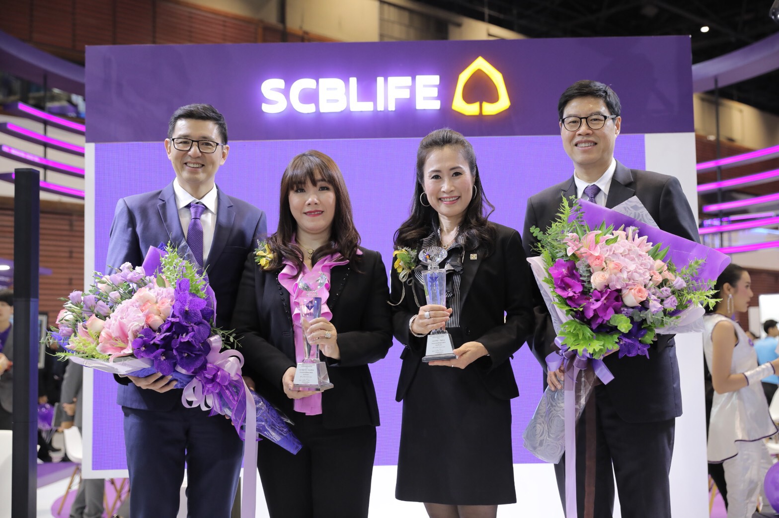 ตัวแทน SCBLIFE  คว้ารางวัลตัวแทนประกันชีวิตคุณภาพดีเด่น …ปีที่ 10 ##